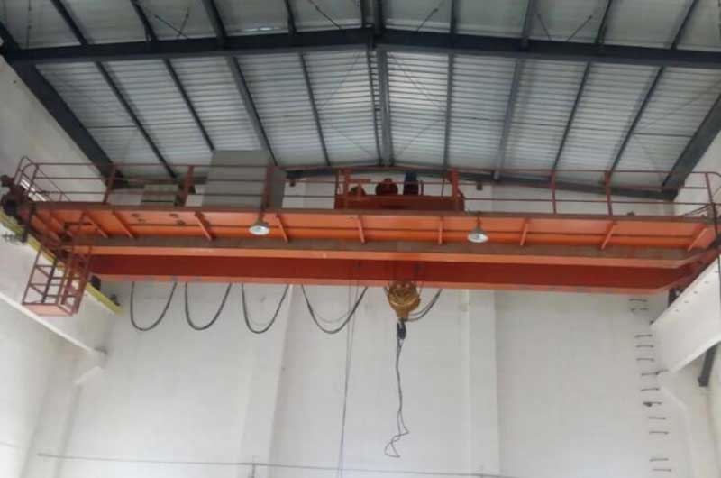 QD型吊鉤雙梁橋式起重機 QD型吊鉤雙梁橋式起重機