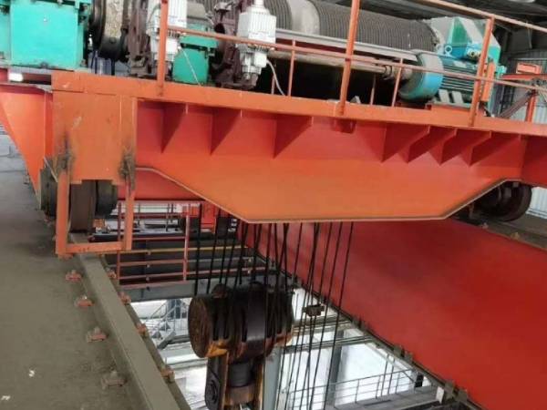 起重設(shè)備的維護(hù)保養(yǎng)和故障排除方法有何異同,需要注意哪些關(guān)鍵點(diǎn)? 起重設(shè)備的維護(hù)保養(yǎng)和故障排除方法有何異同,需要注意哪些關(guān)鍵點(diǎn)?